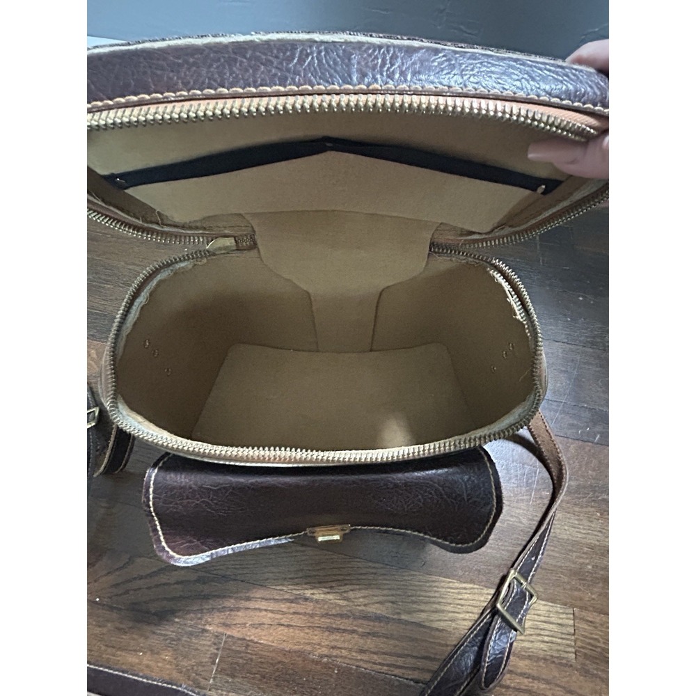Vintage Camera Bag Brown Leather Carrying Case Shoulder Strap Collectable Prop - Picture 9 of 12